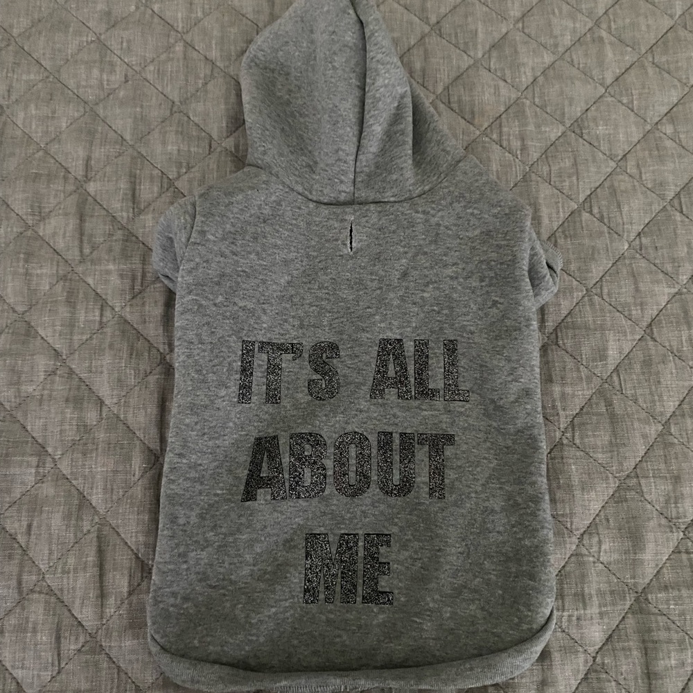 Dog sweatshirt